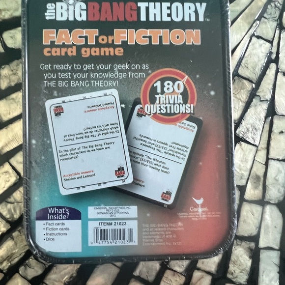 The Big Bang Theory Card Game - Picture 2 of 2